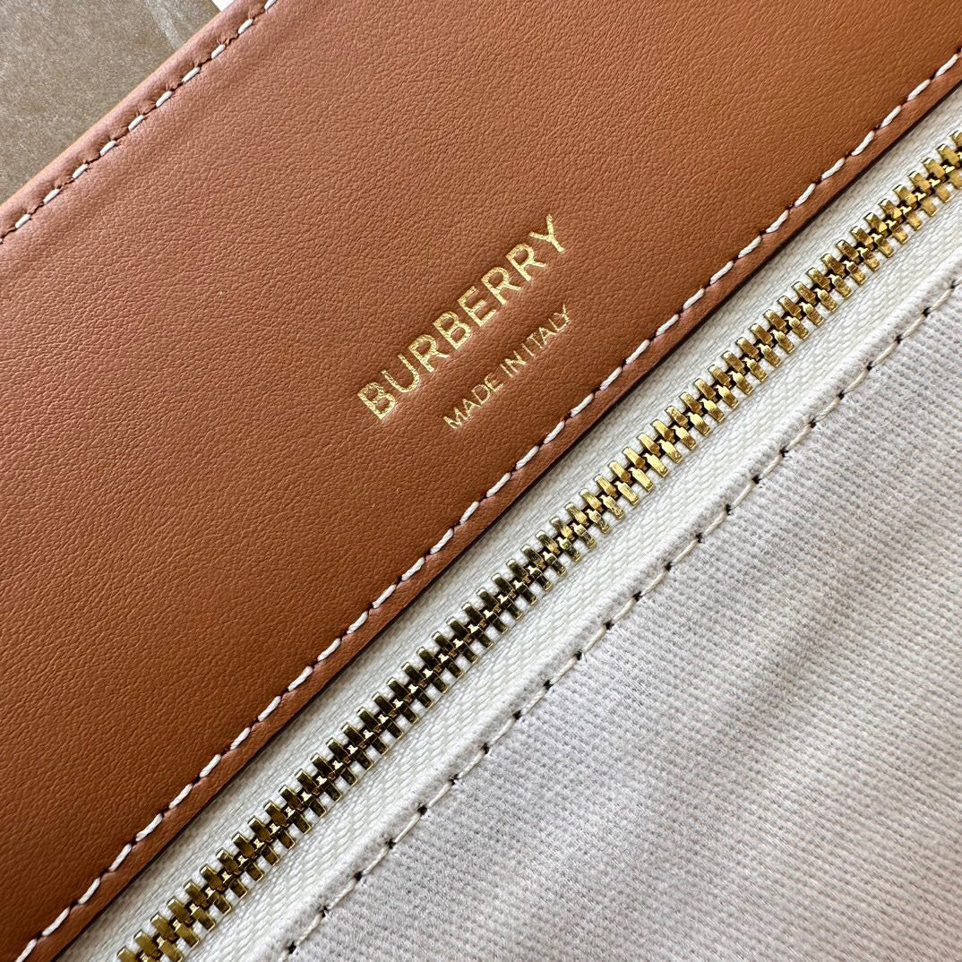 Burberry Tote