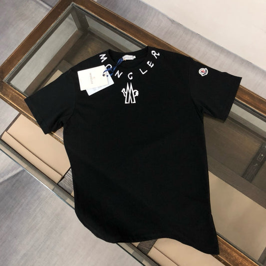 Moncler T-shirt