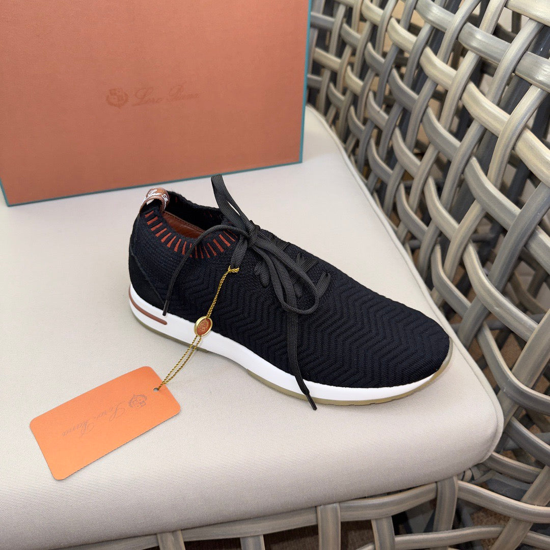 LP Sneakers