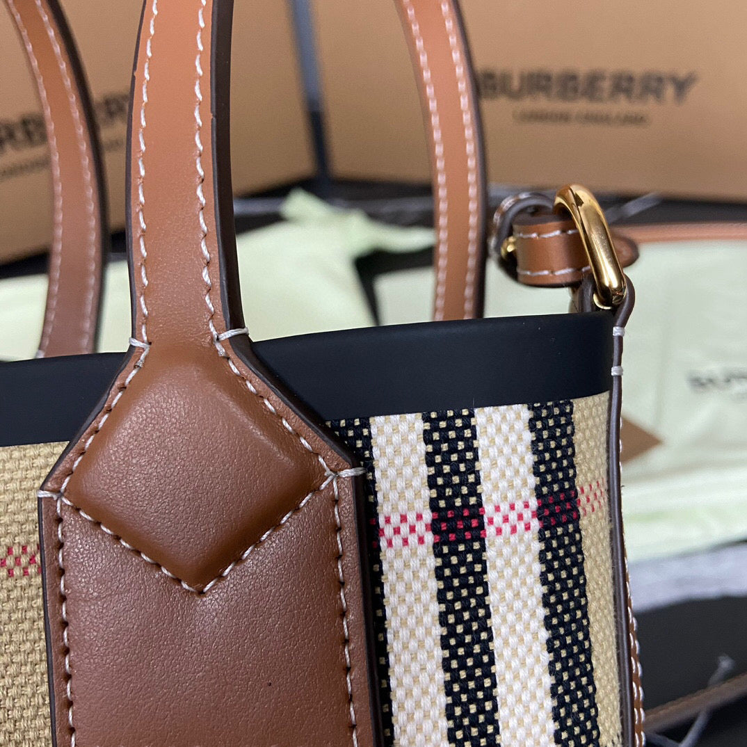 Burberry Tote