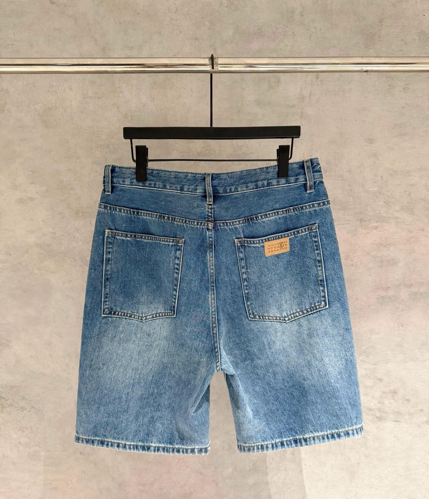 MM6 Short Jeans