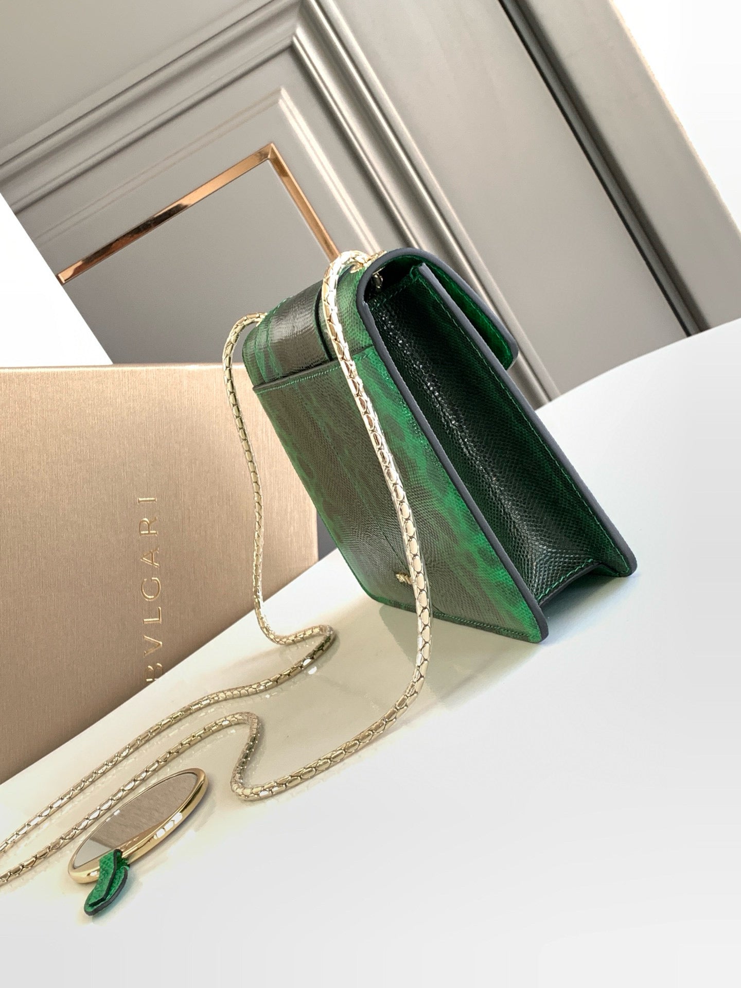 Bvlgari Serpenti Forever Bag(20CM*14CM*4.5CM)