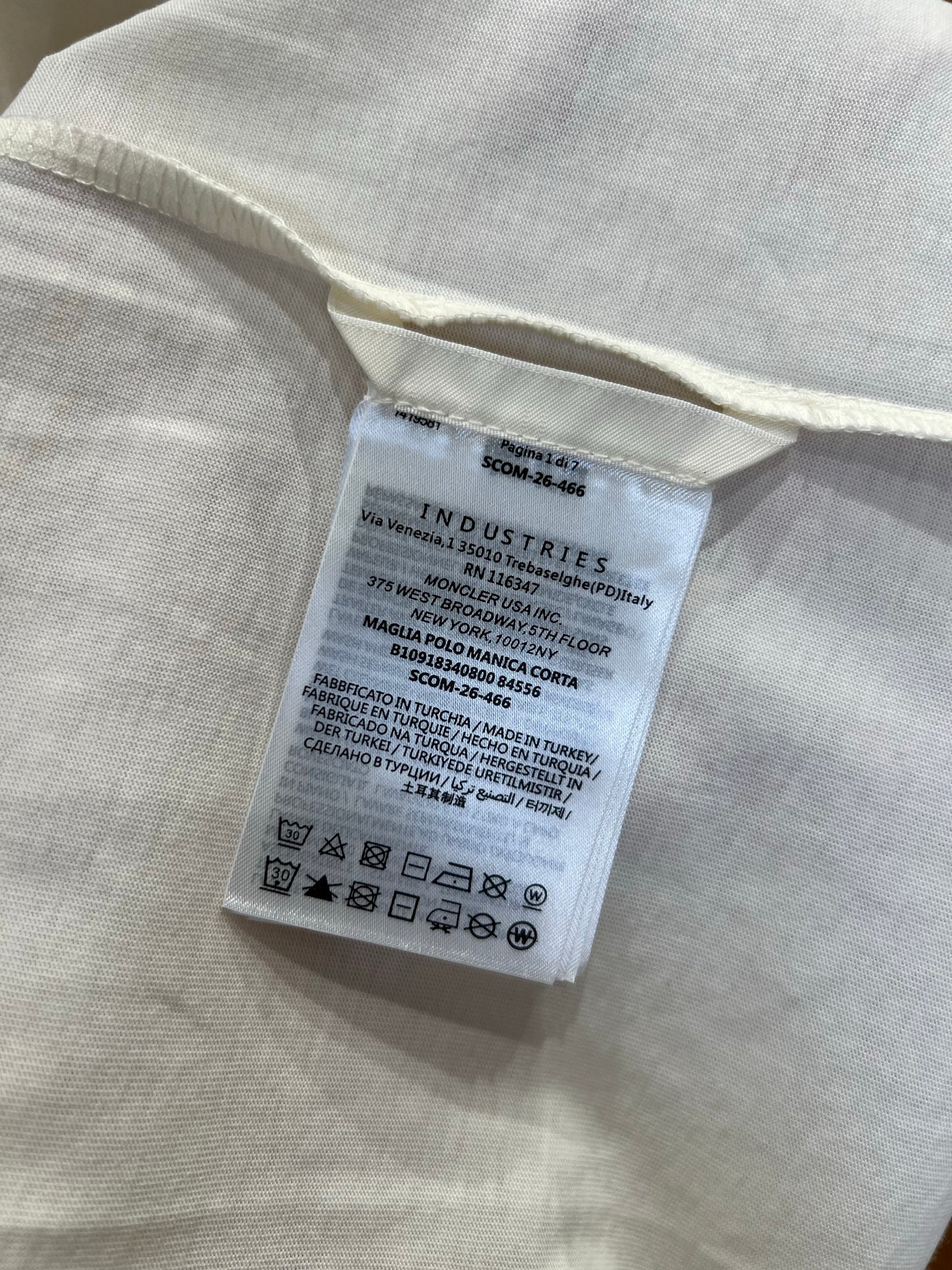 Moncler T-shirt
