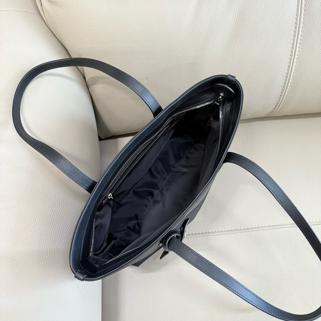 BBR Highlands Shoulder Bag