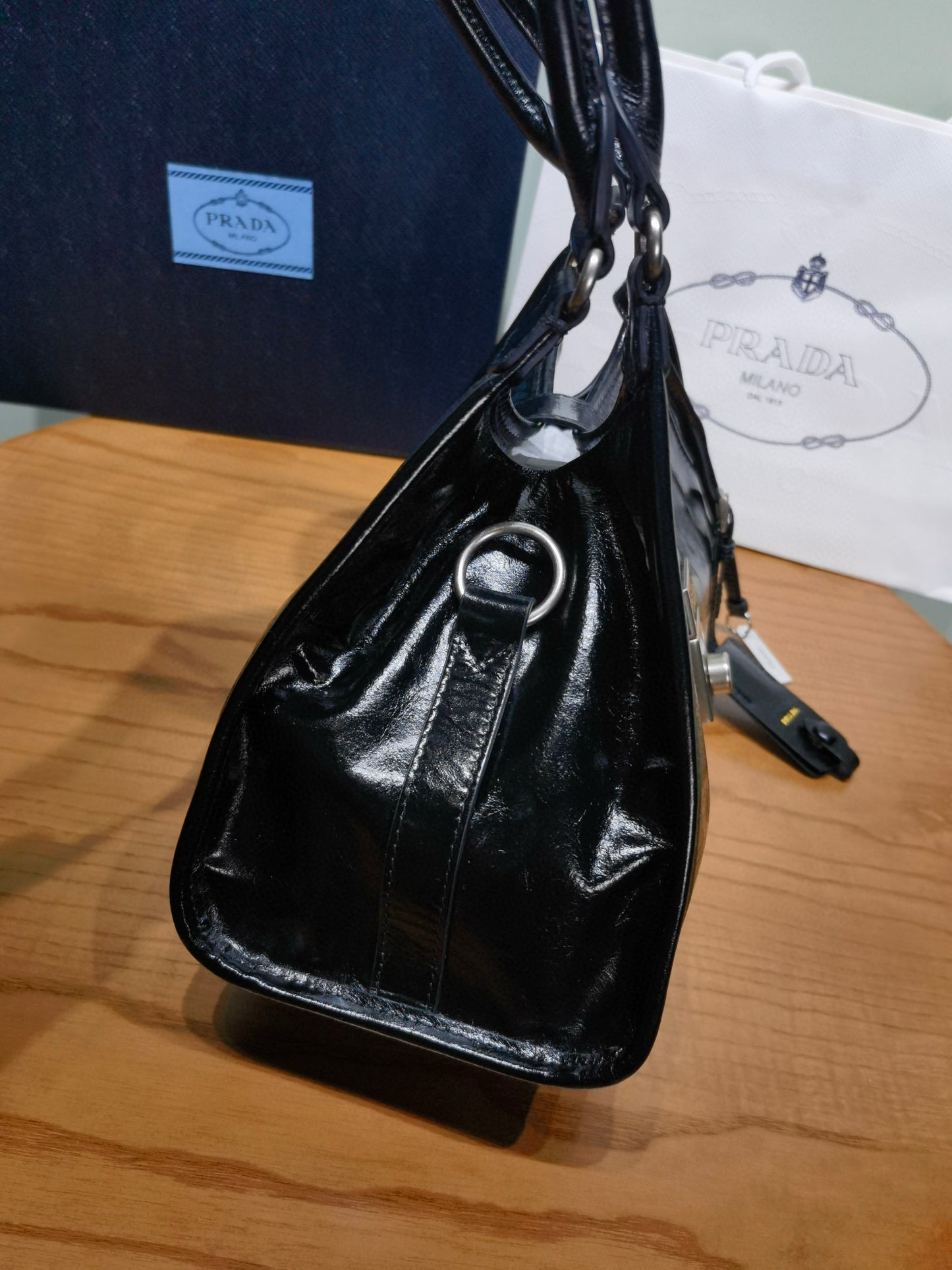 Prada Handbag 42x28x20cm
