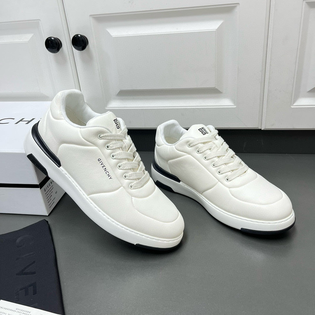 Givenchy Sneakers