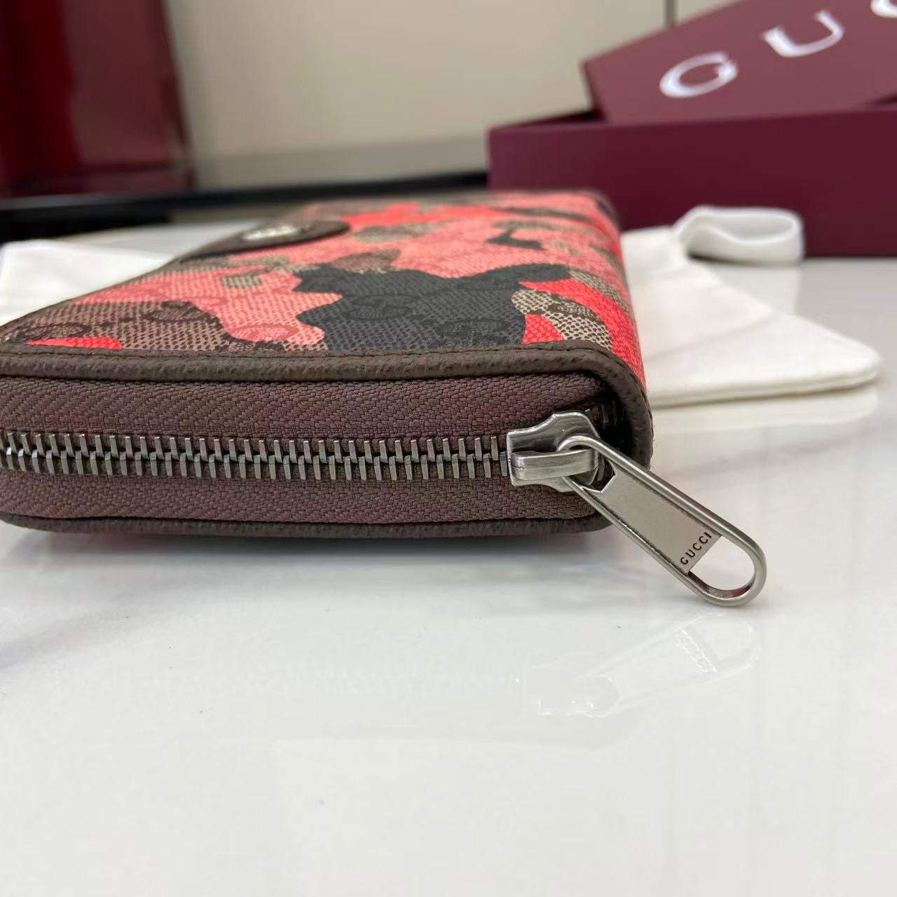 Gucci Long Zipped Wallet