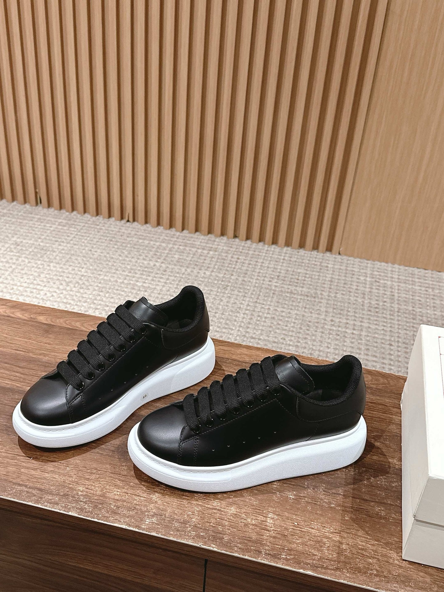 Alexander McQueen Sneakers