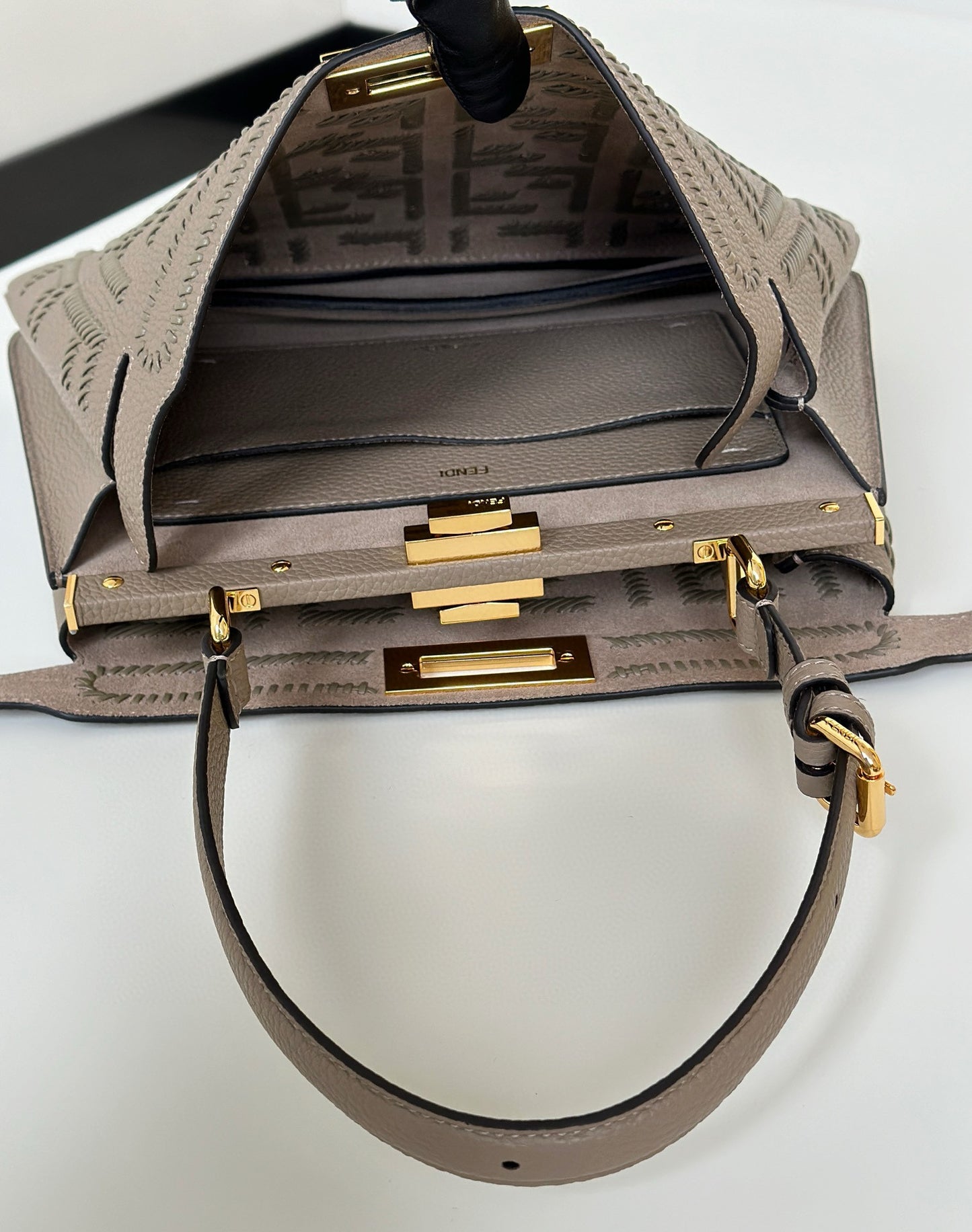 Fendi Peekaboo Soft Bag (Medium)