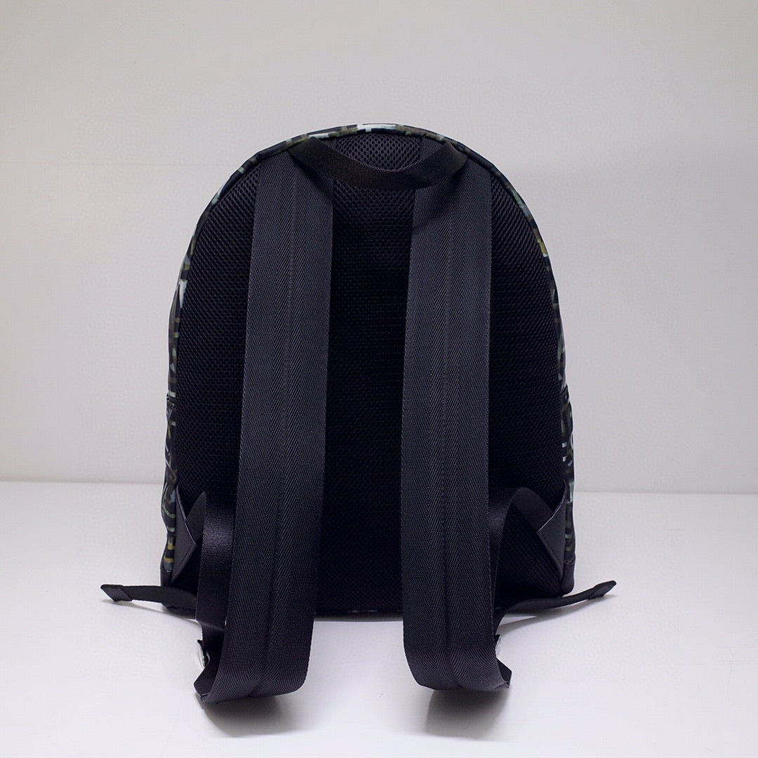 FENDI BACKPACK 34*14*38