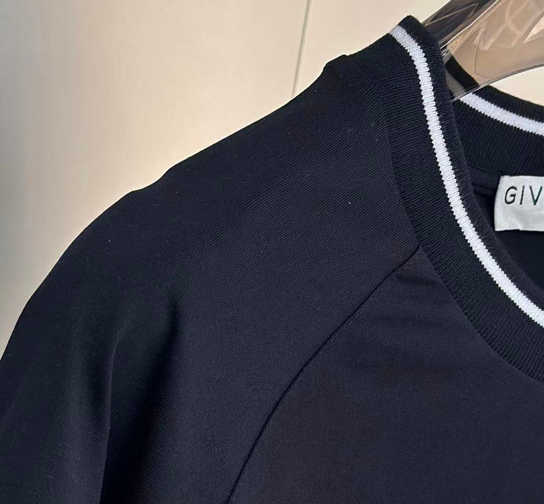 Givenchy T-Shirt