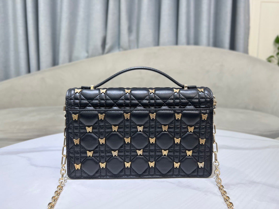 Dior Miss Dior Handbag (24cm)