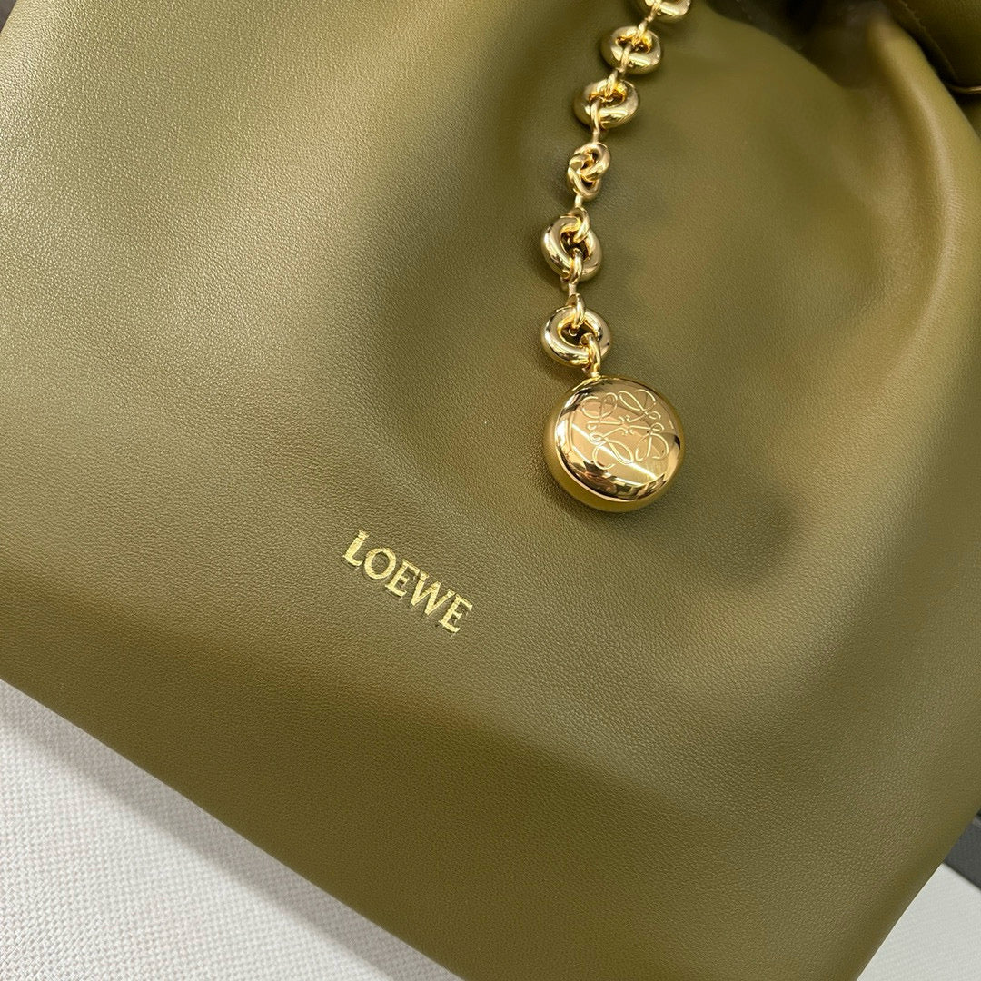 Loewe Squeeze Purse
