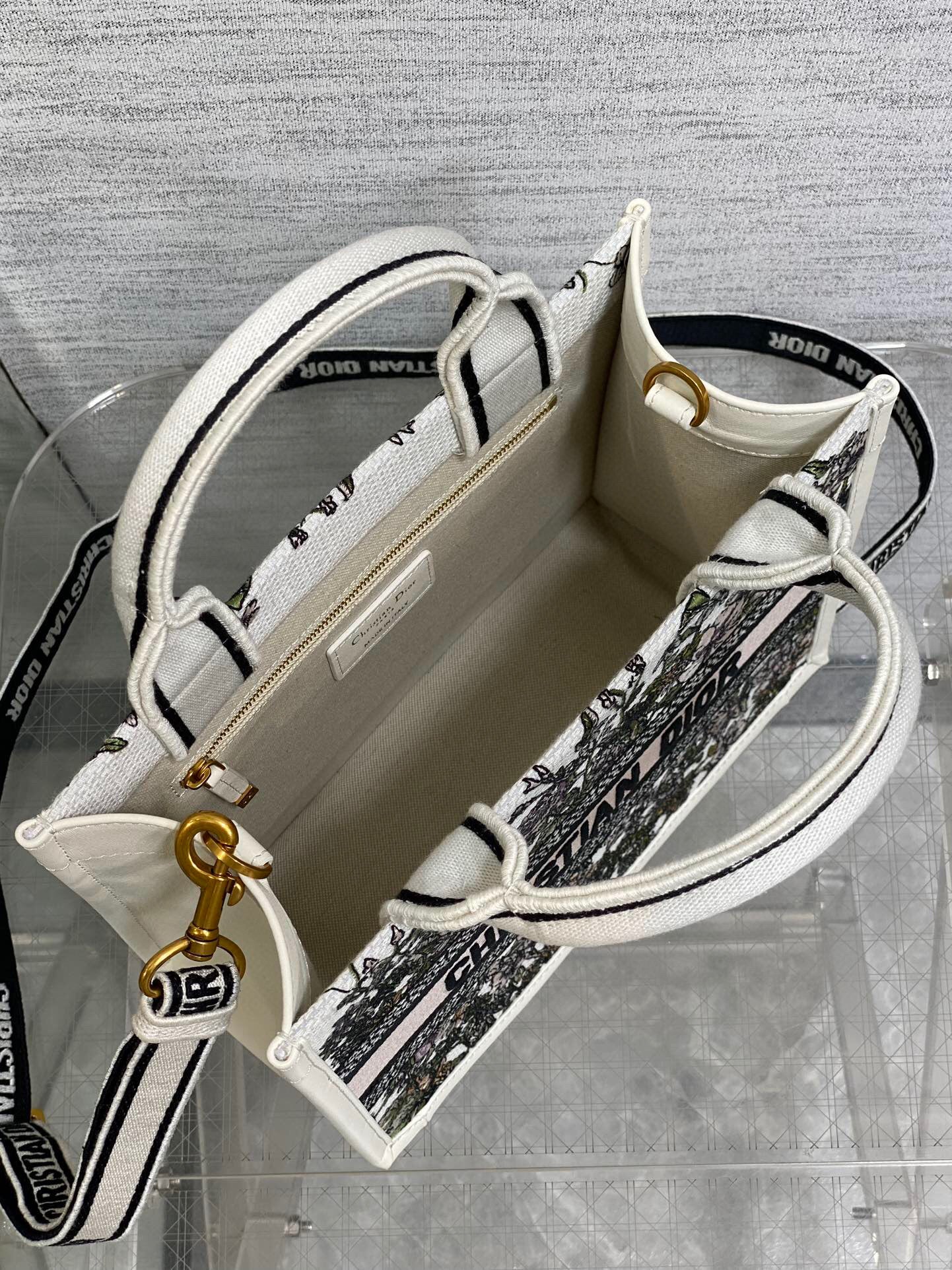 Dior Tote  26x12x21cm