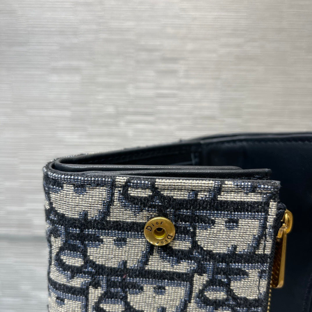Dior Wallet