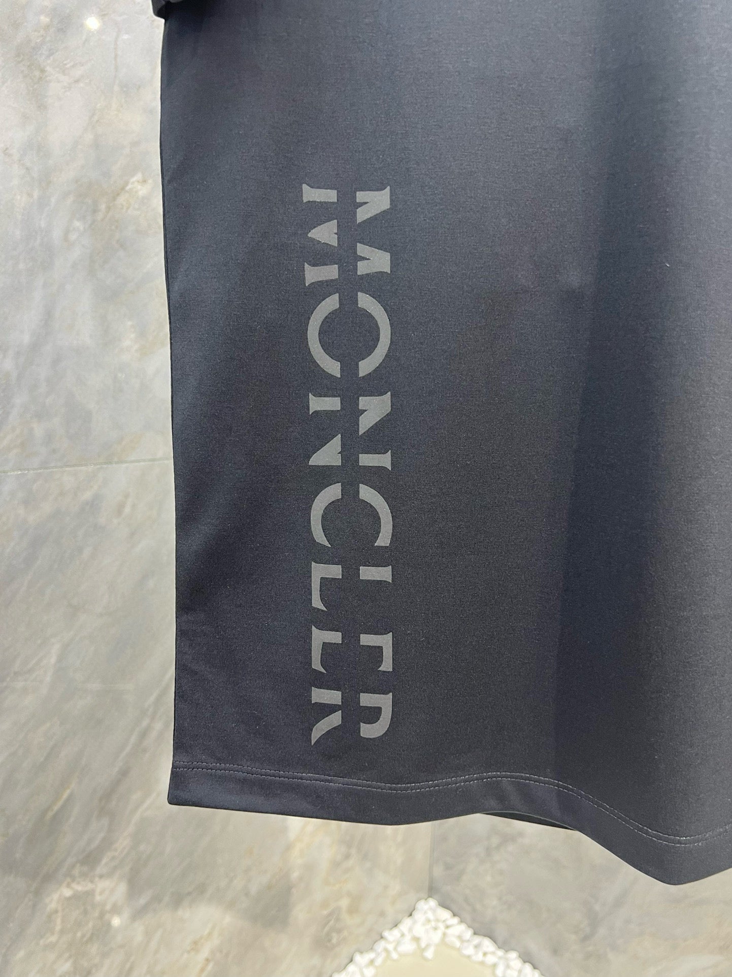 Moncler T-shirt