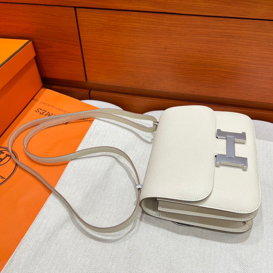 Hermes Constance 19