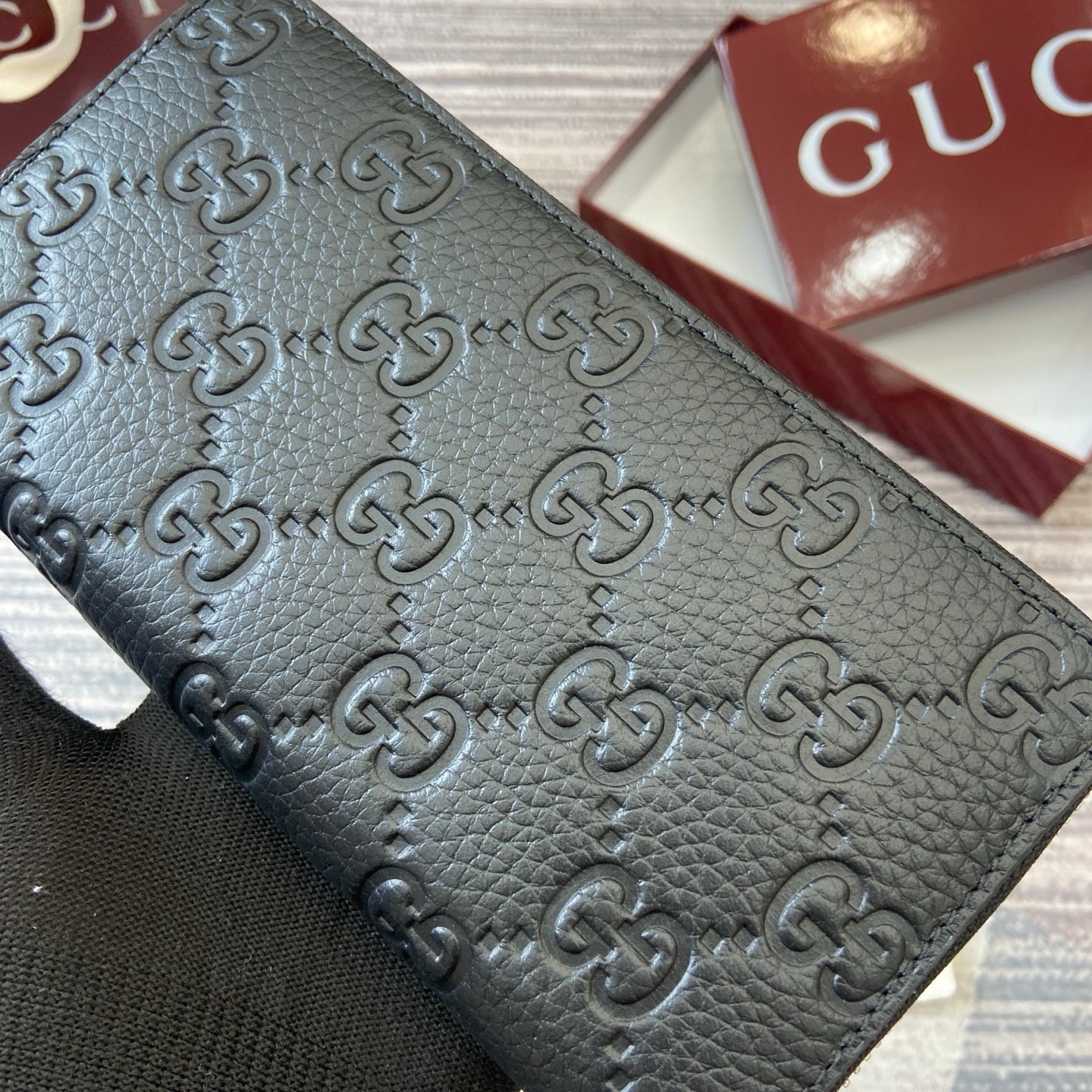 Gucci Long Zipped Wallet