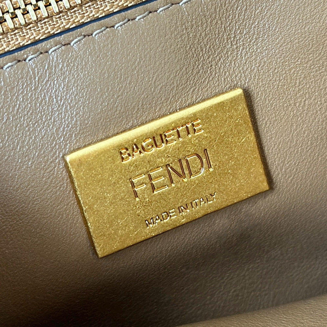 Fendi Baguette