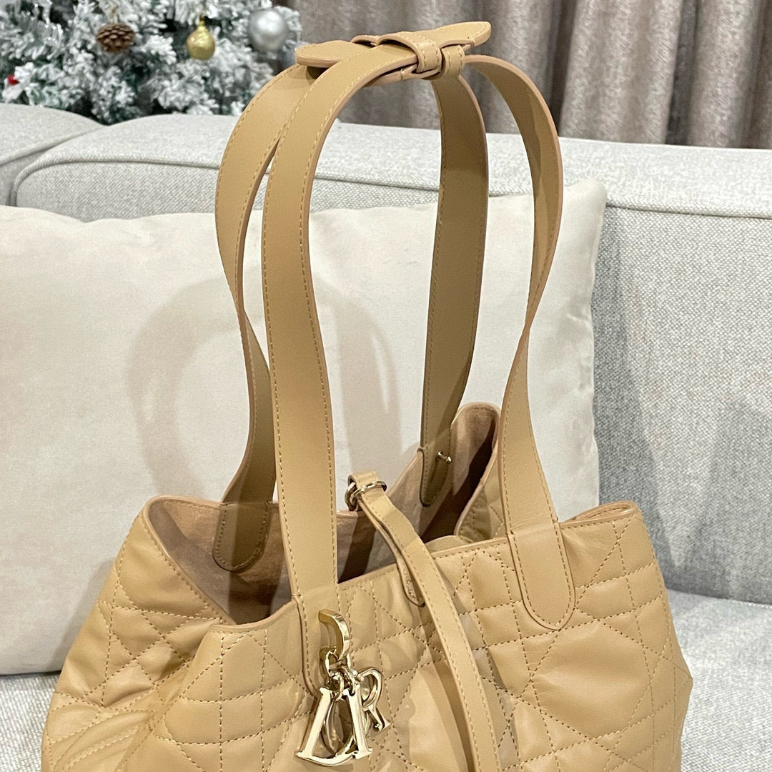 Dior Toujours Bag