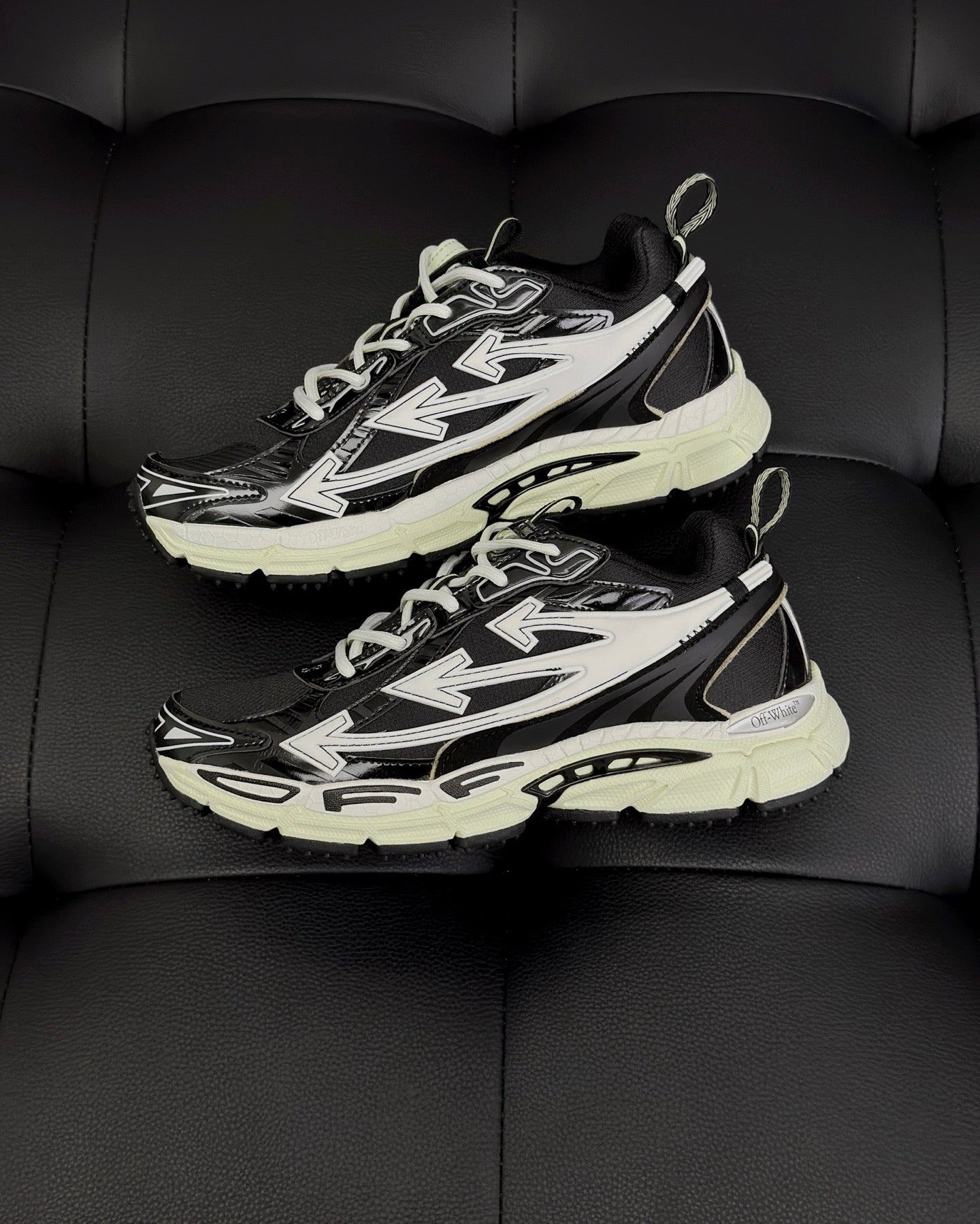 Off-White ODSY 1000 Sneaker