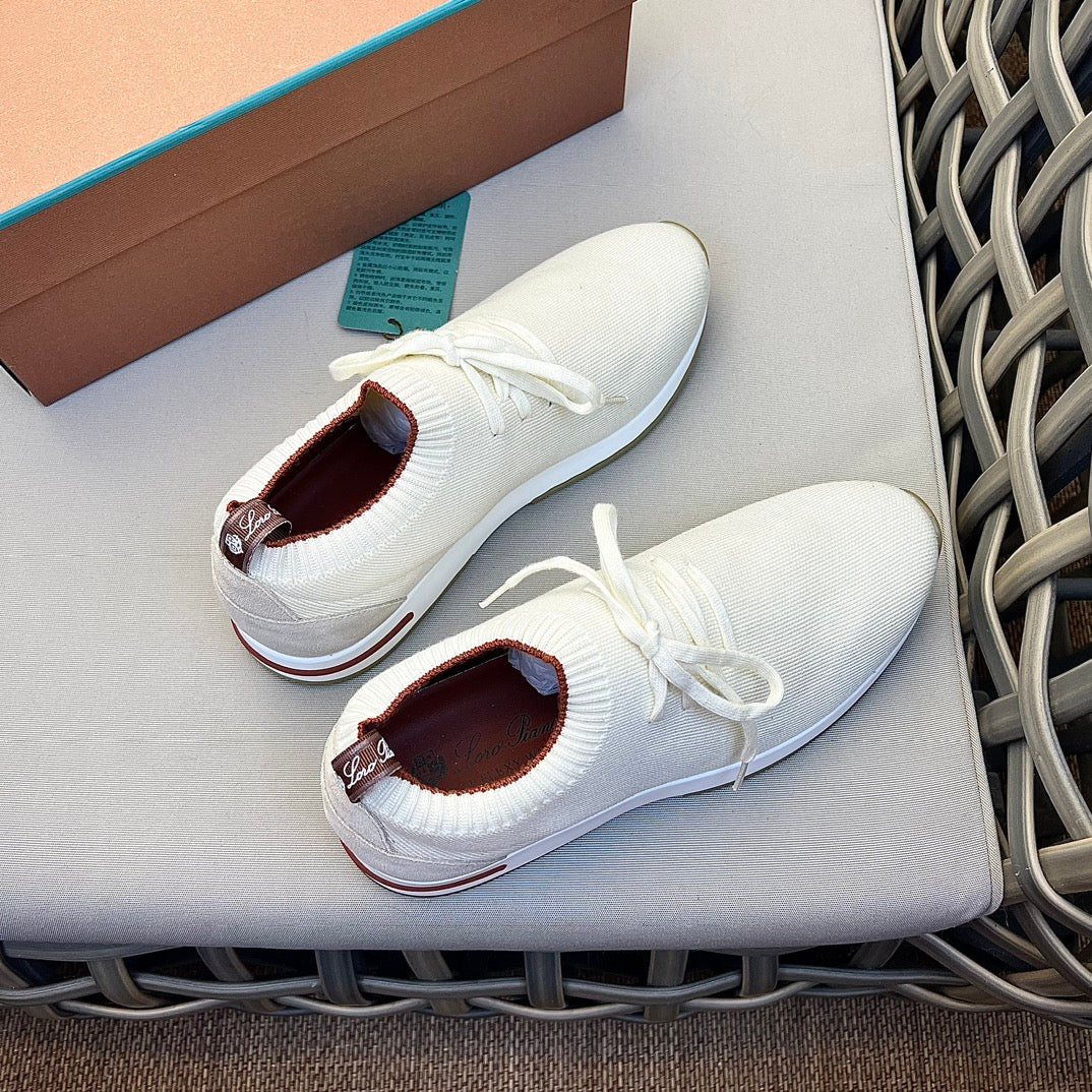 LP Sneakers