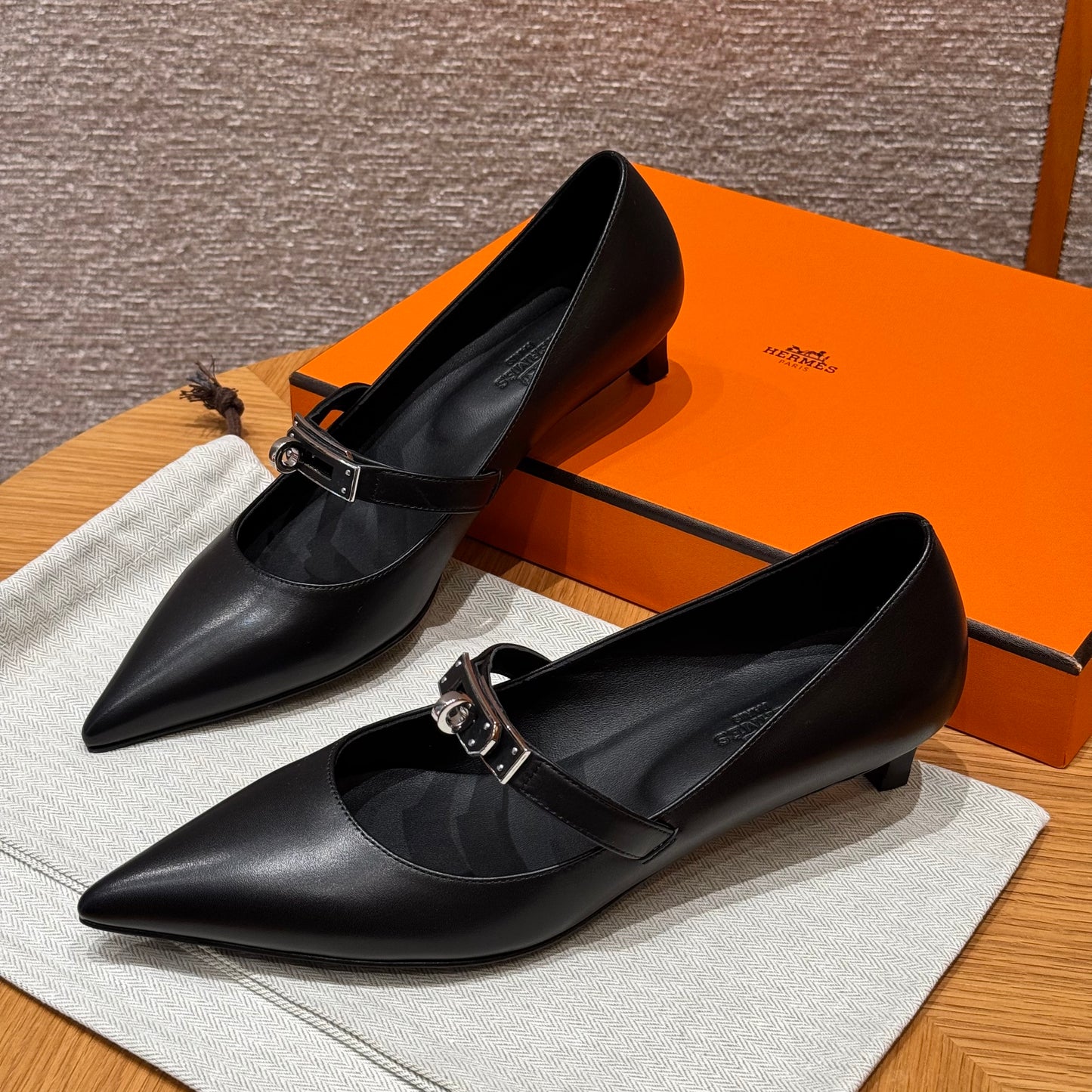 Hermes Heels