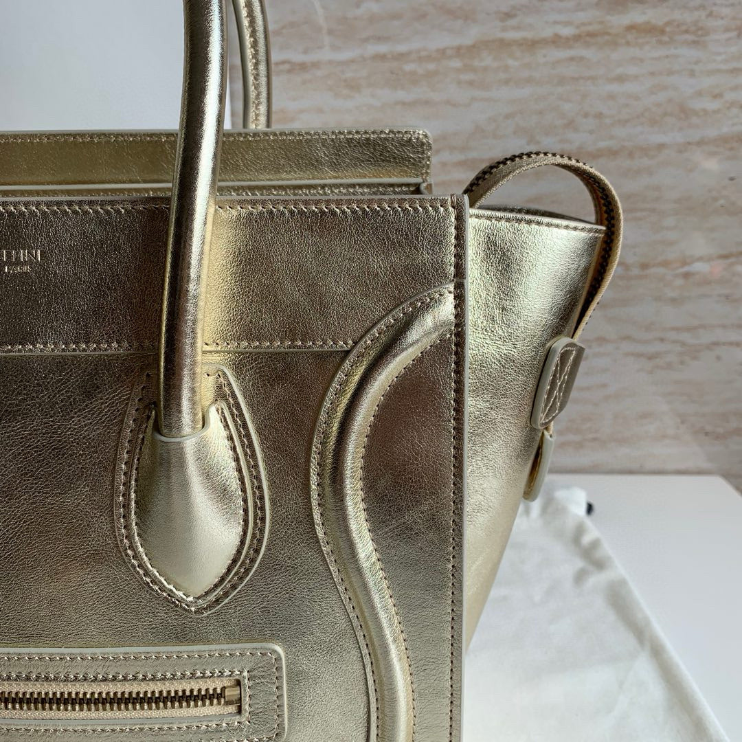 Celine Duffel