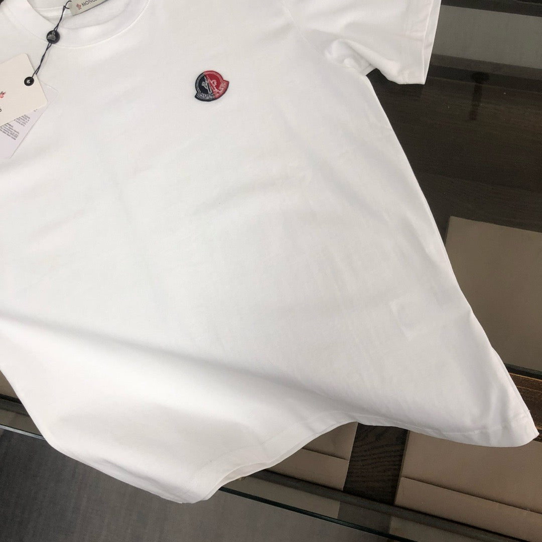 Moncler T-shirt