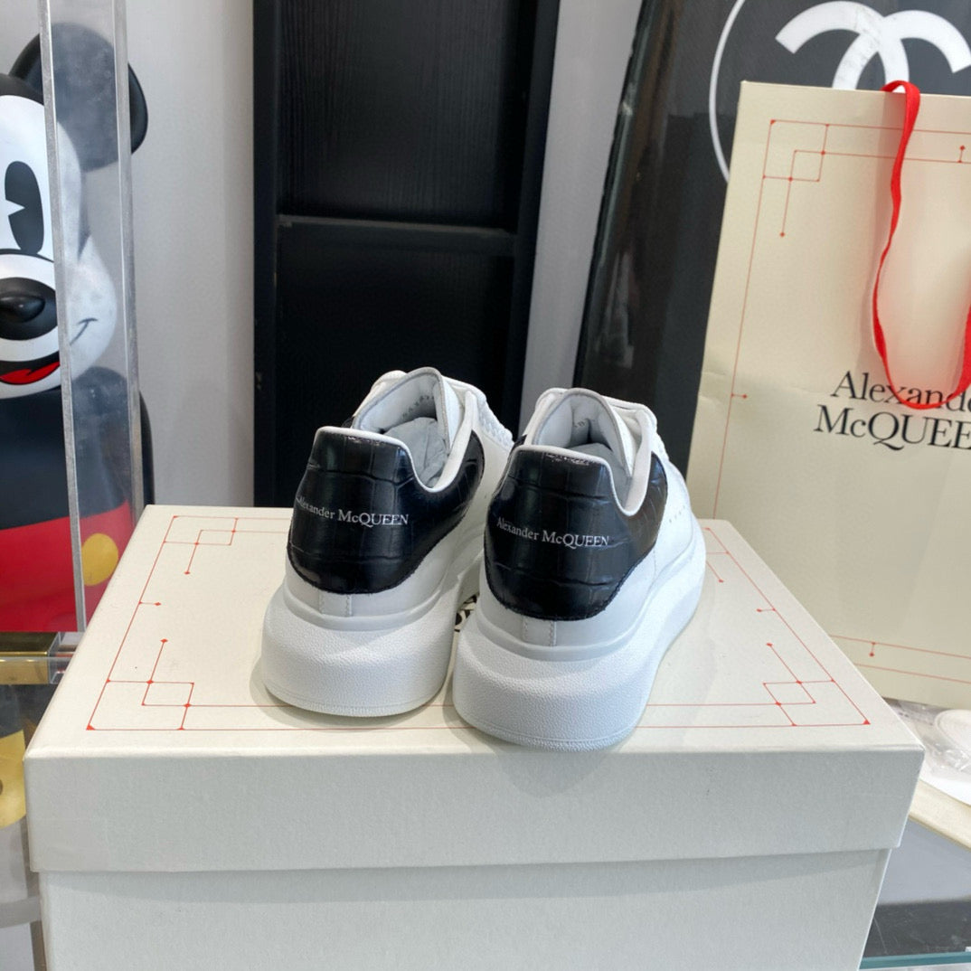 Alexander McQueen Sneakers