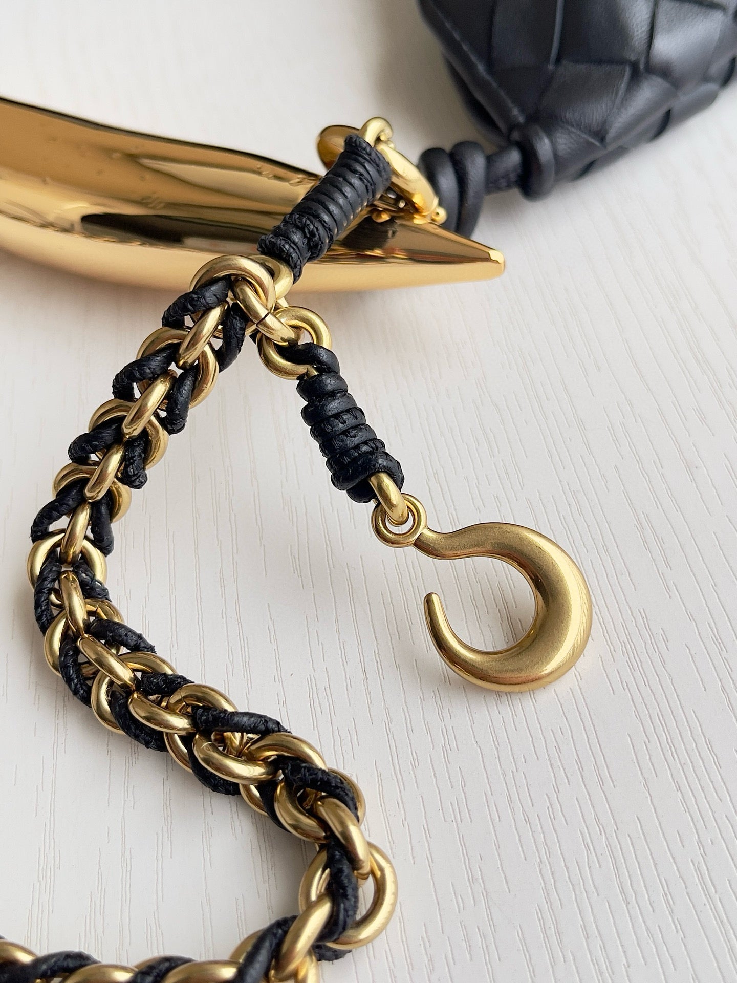 BV Sardine Chain Bag 33x20x4cm