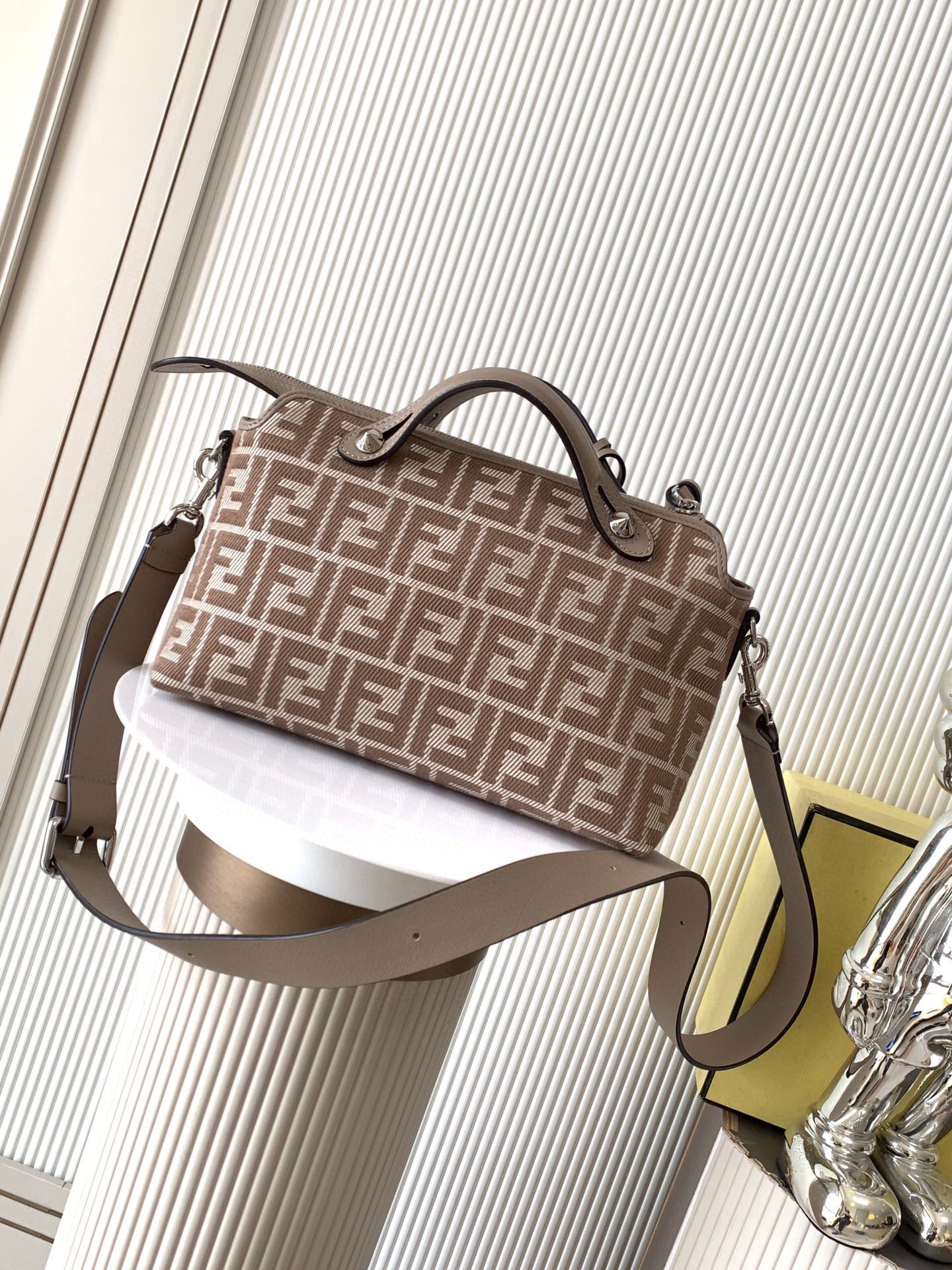 Fendi Sling bag (Medium)