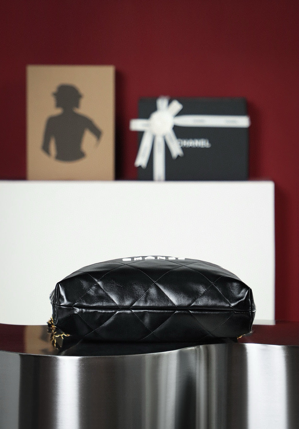 Chanel 22 Bag (38x42x8cm)