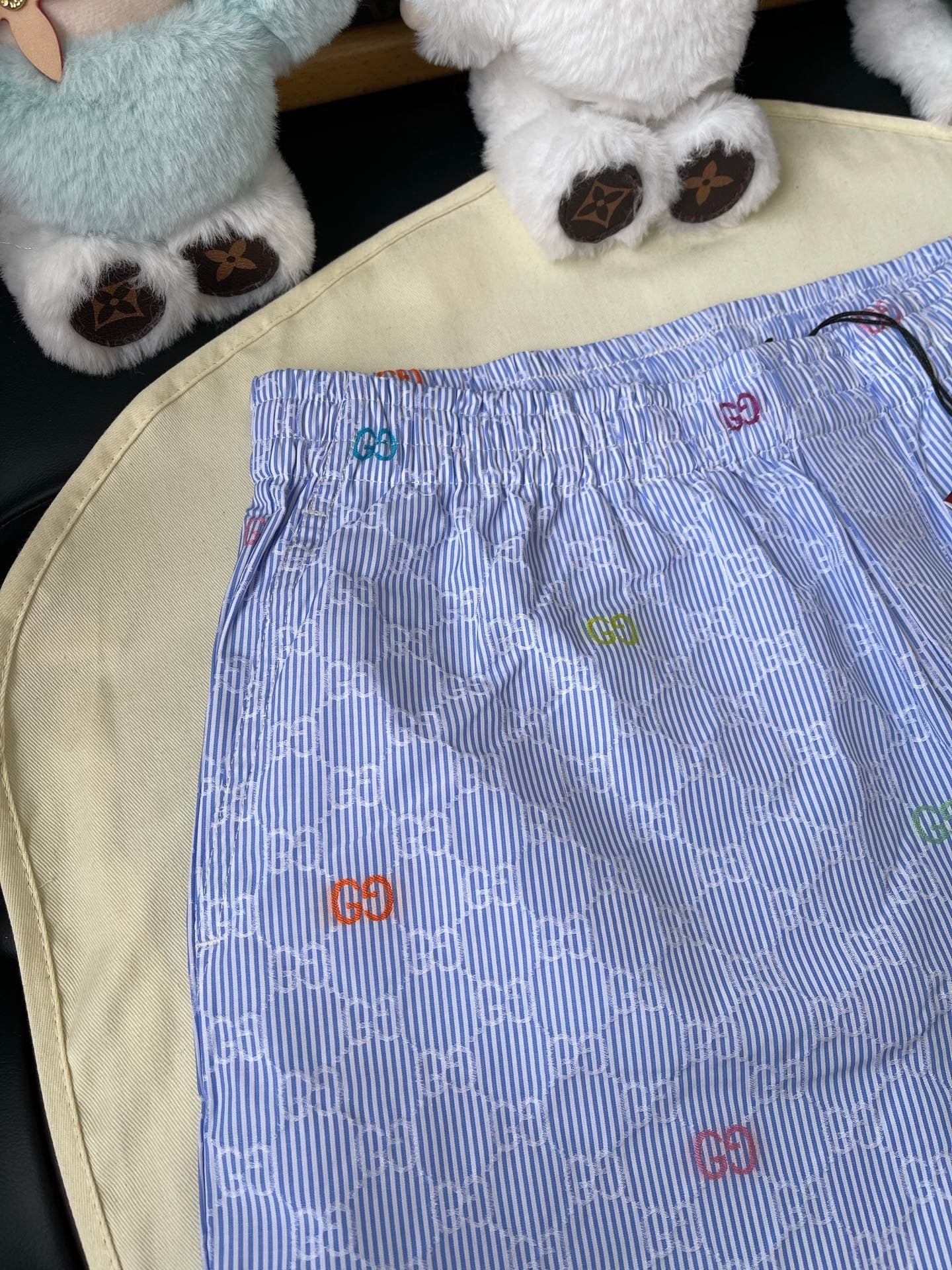 Gucci Short Pants