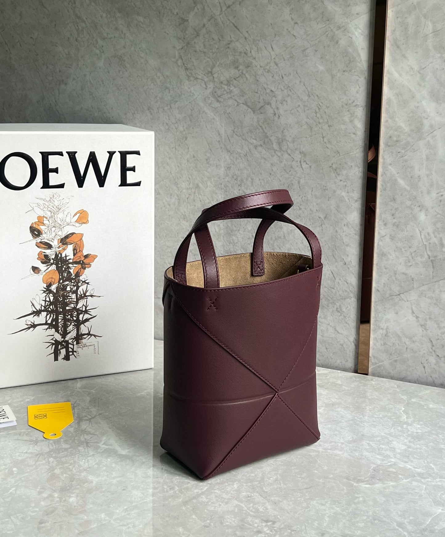 Loewe Puzzle Fold Tote Bag(20x16.5x9.5cm)