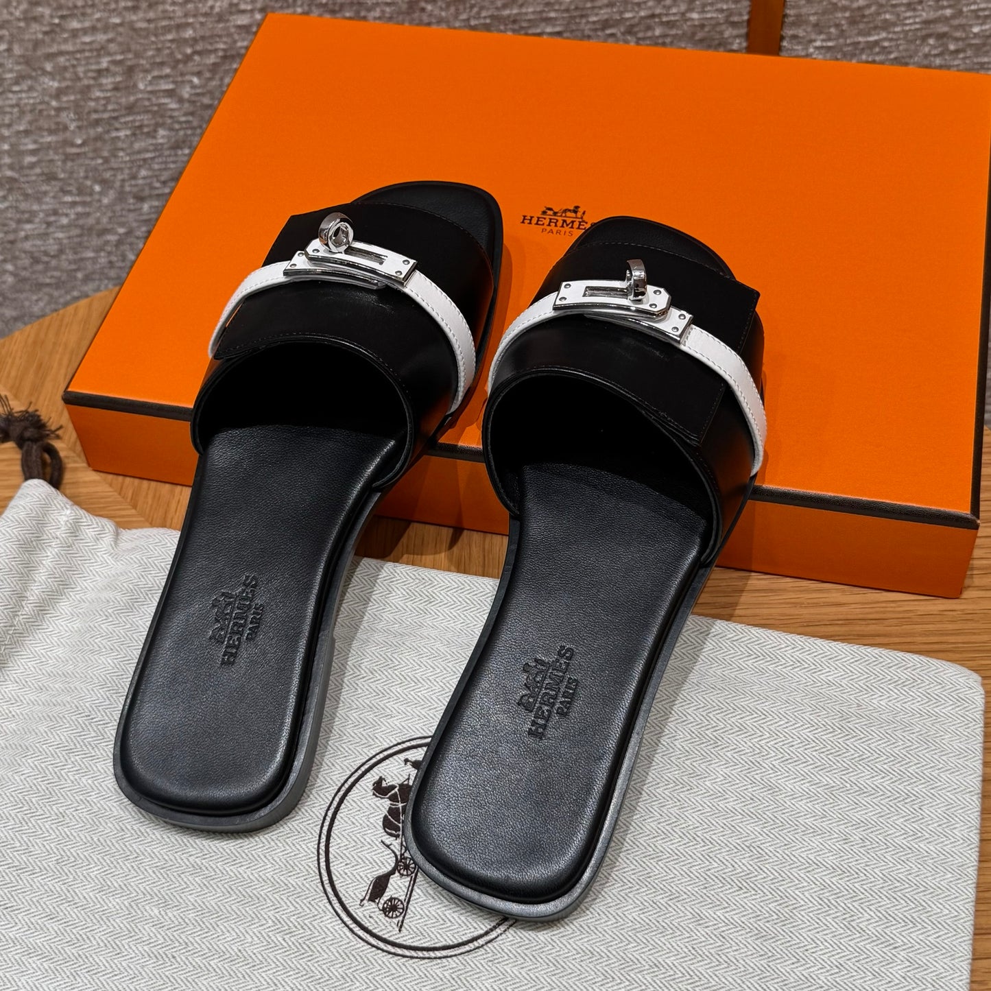 Hermes Sandals