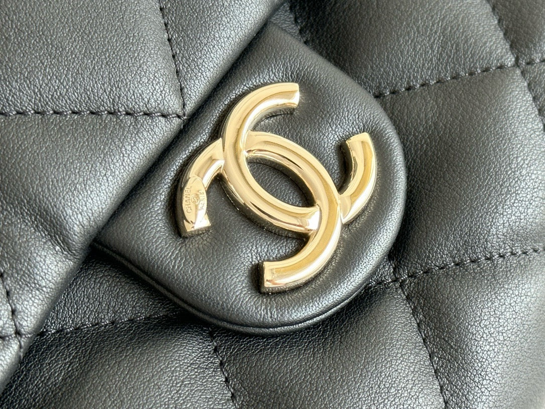 Chanel 23B Hobo Bag