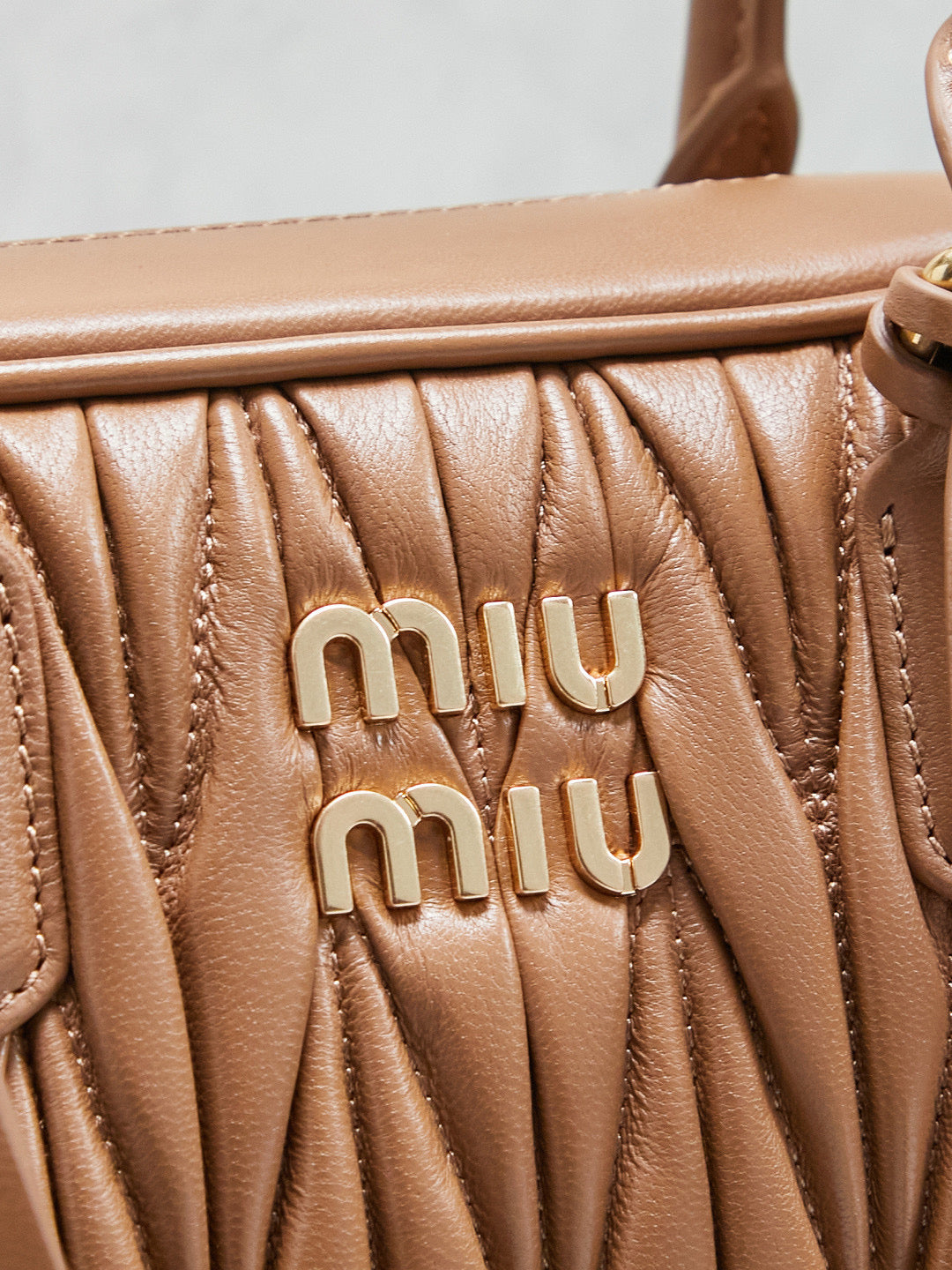 Miu Miu Bowling Bag 24x16x7.5cm