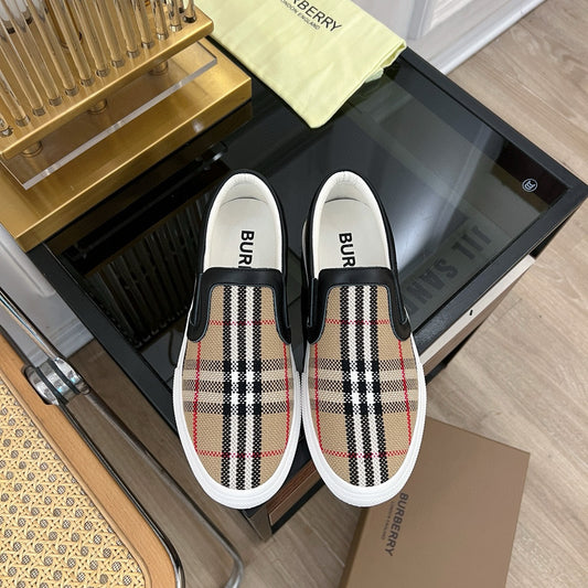 Burberry Sneakers