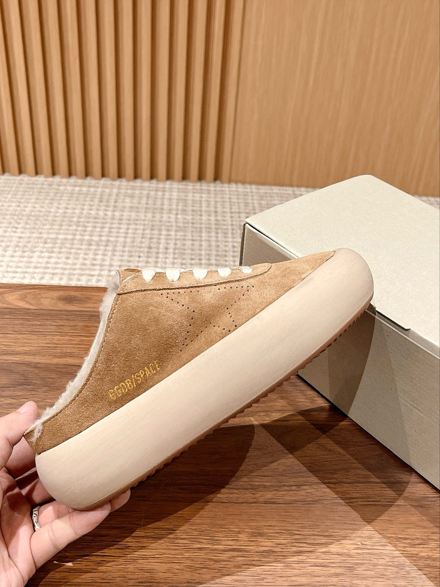 Golden Goose Sneaker