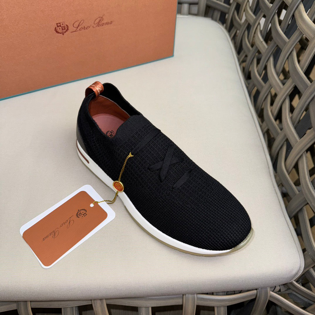 LP Sneakers