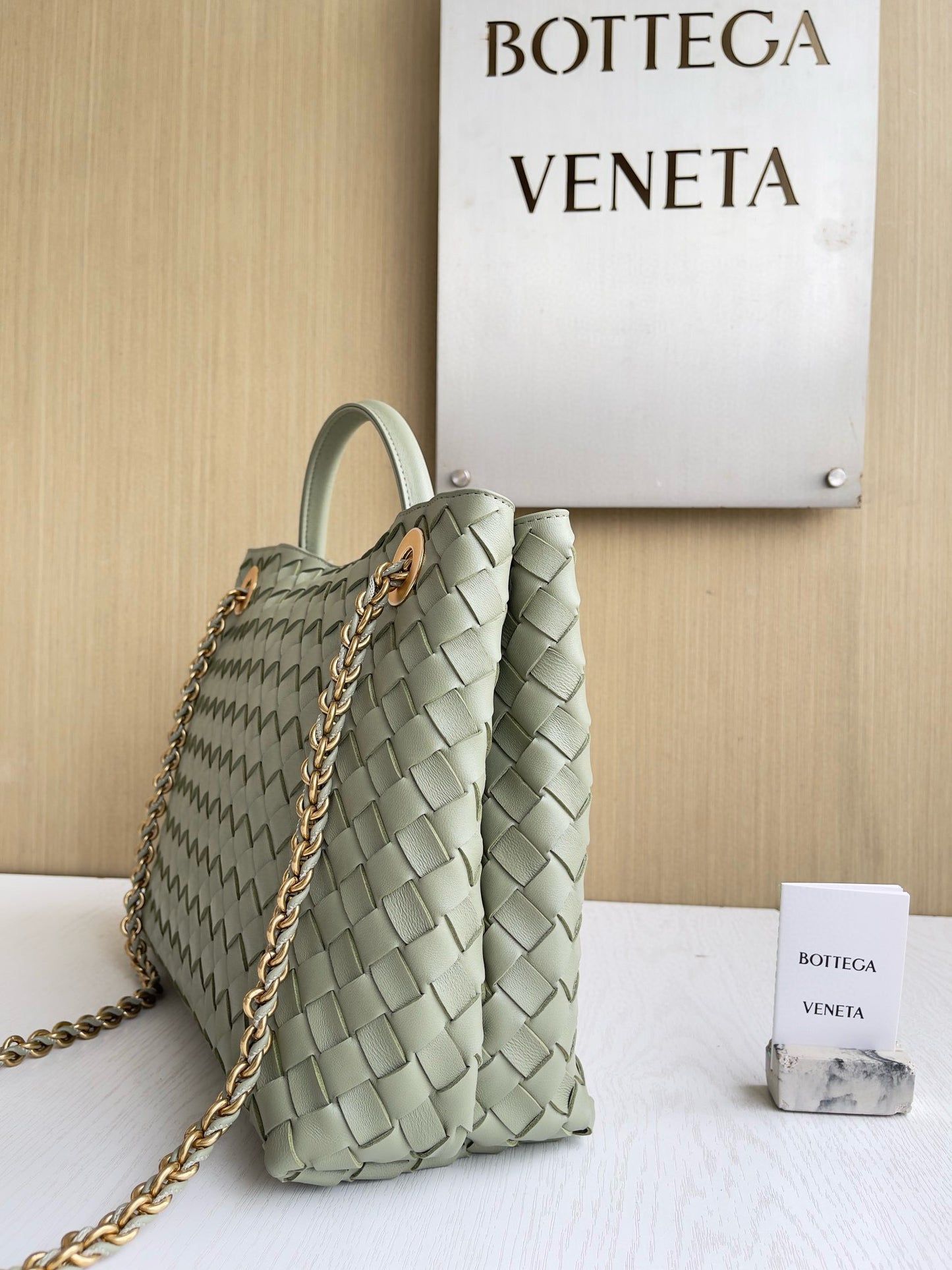 BV Andiamo Chain Bag 32x24x12cm