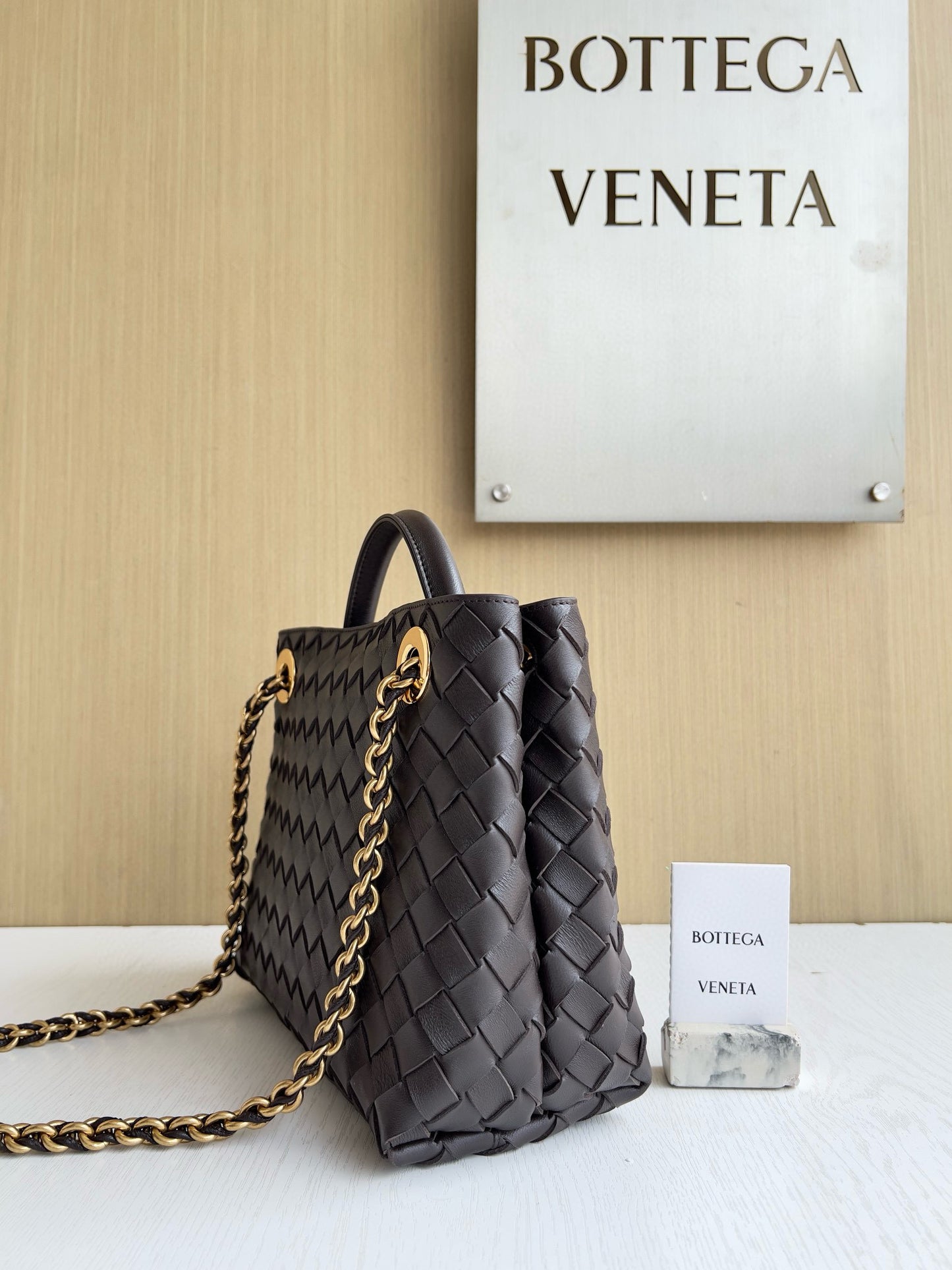BV Andiamo Chain Bag 25x22x10.5cm