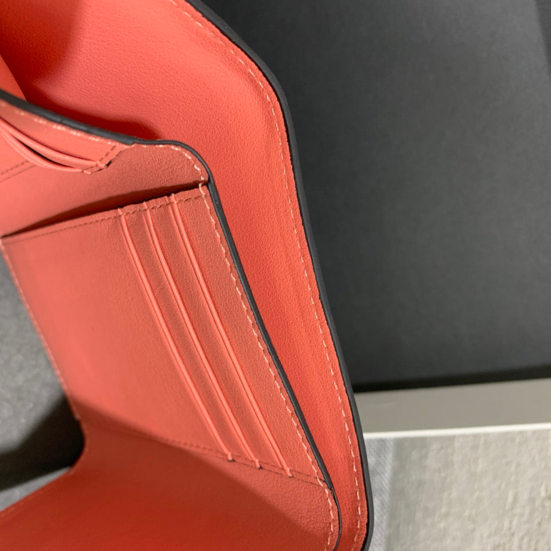 Loewe Wallet