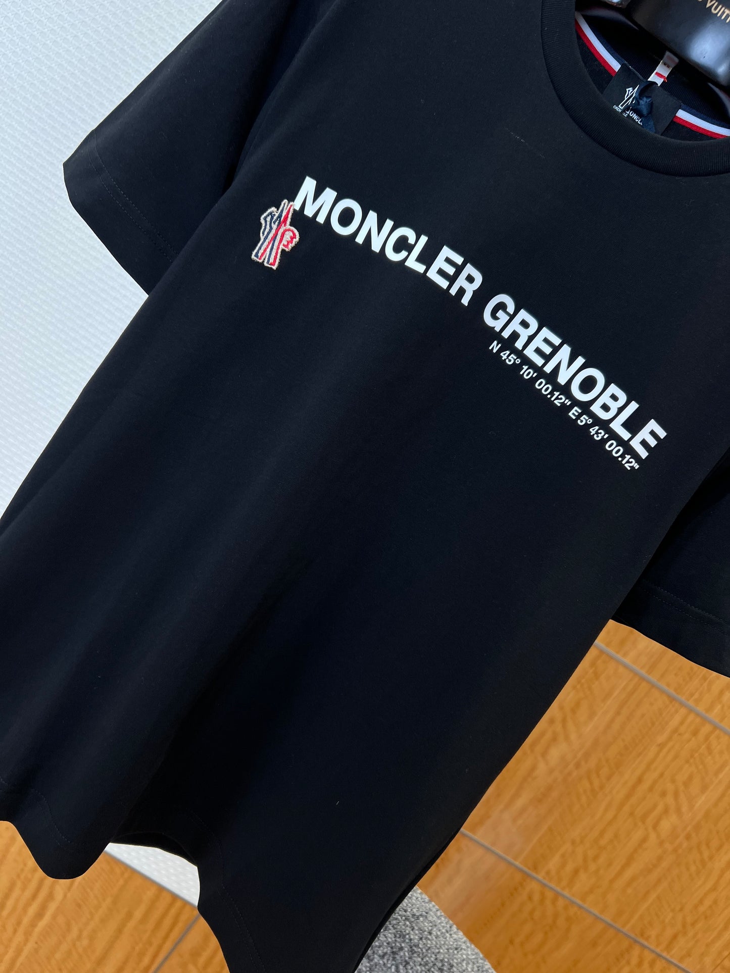 Moncler T-shirt