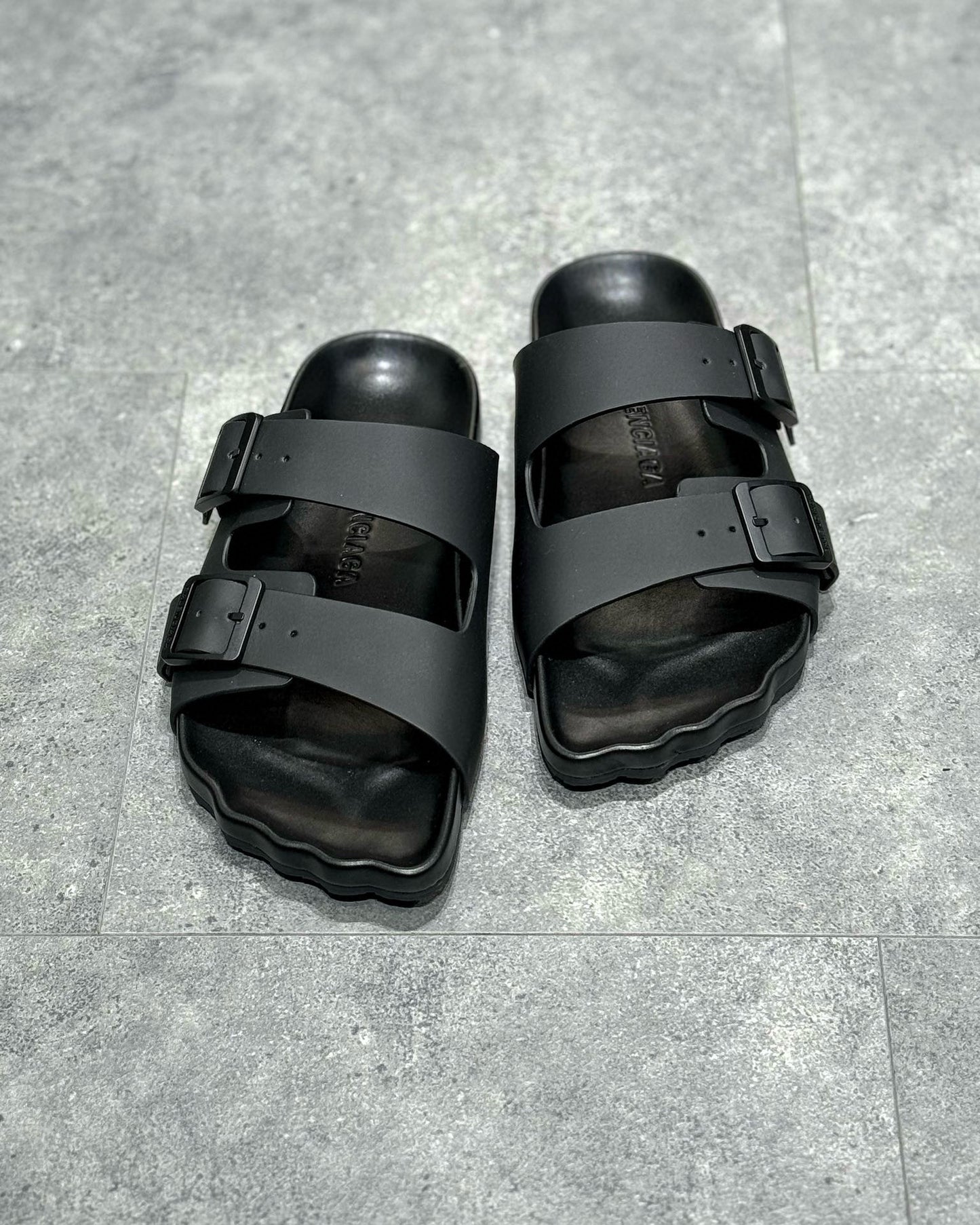 BLCG SANDALS