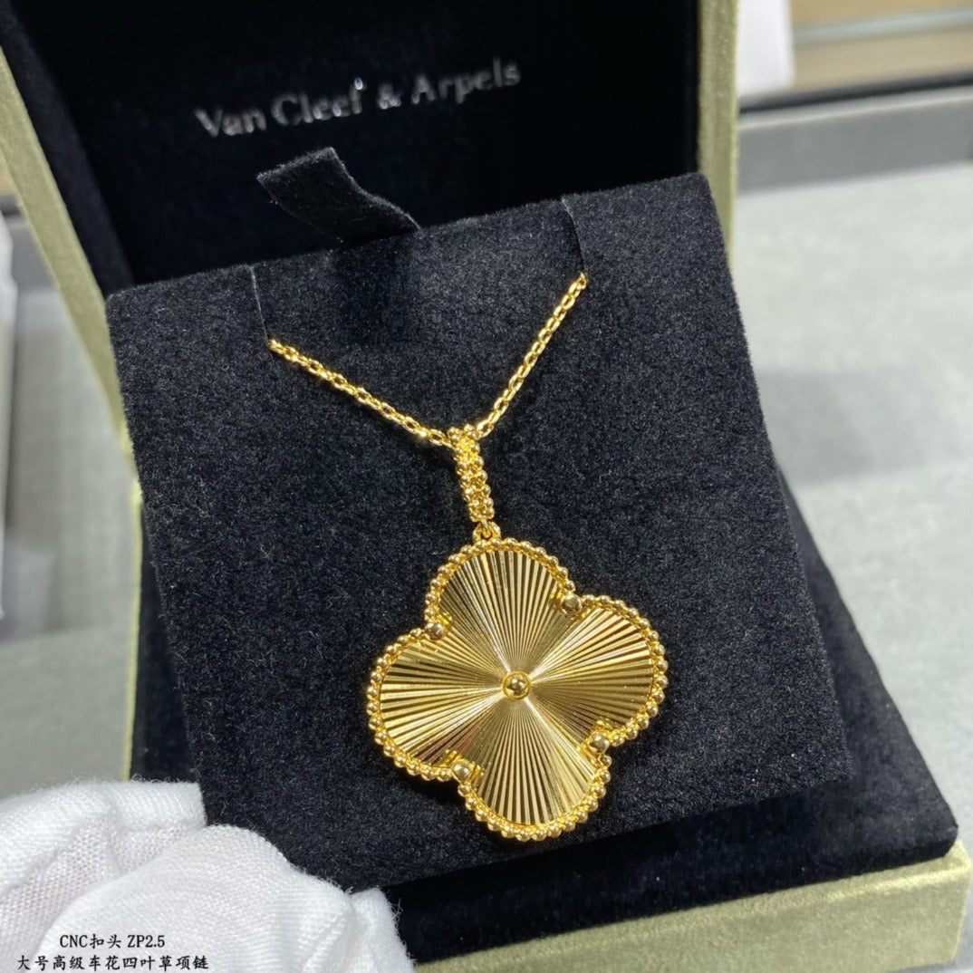 Van Cleef & Arpels Necklace