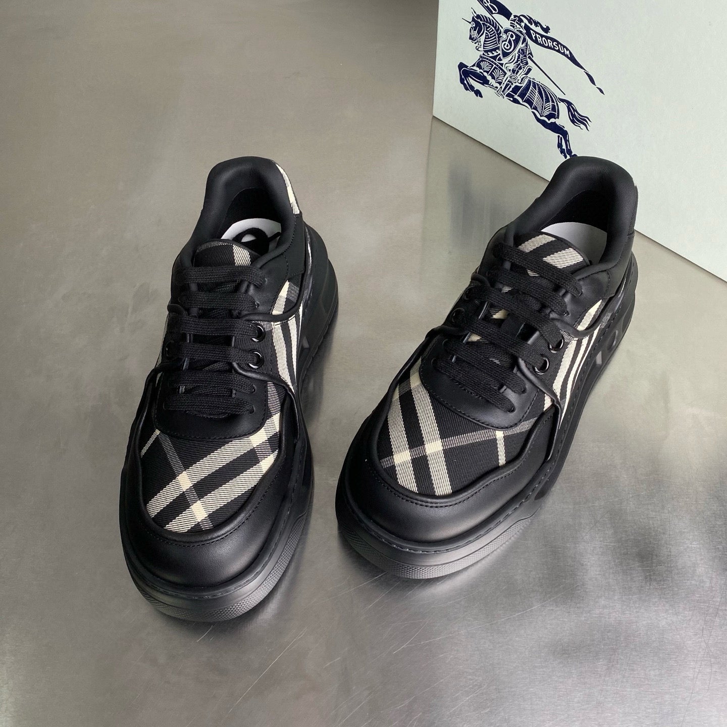 Burberry Sneakers