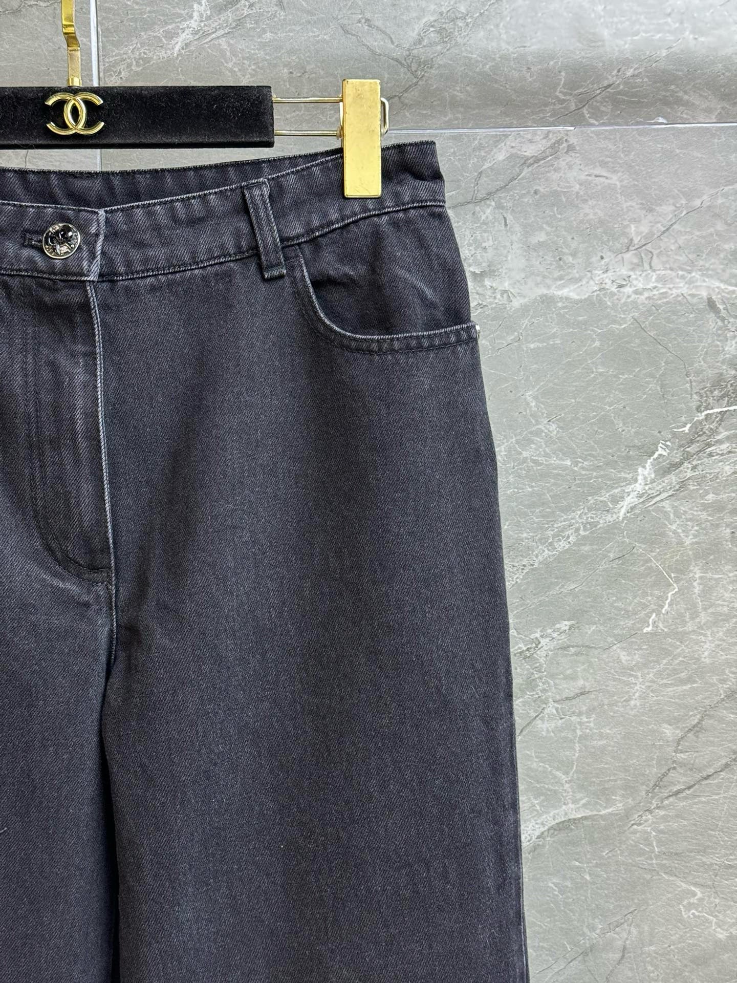 Chanel Jeans