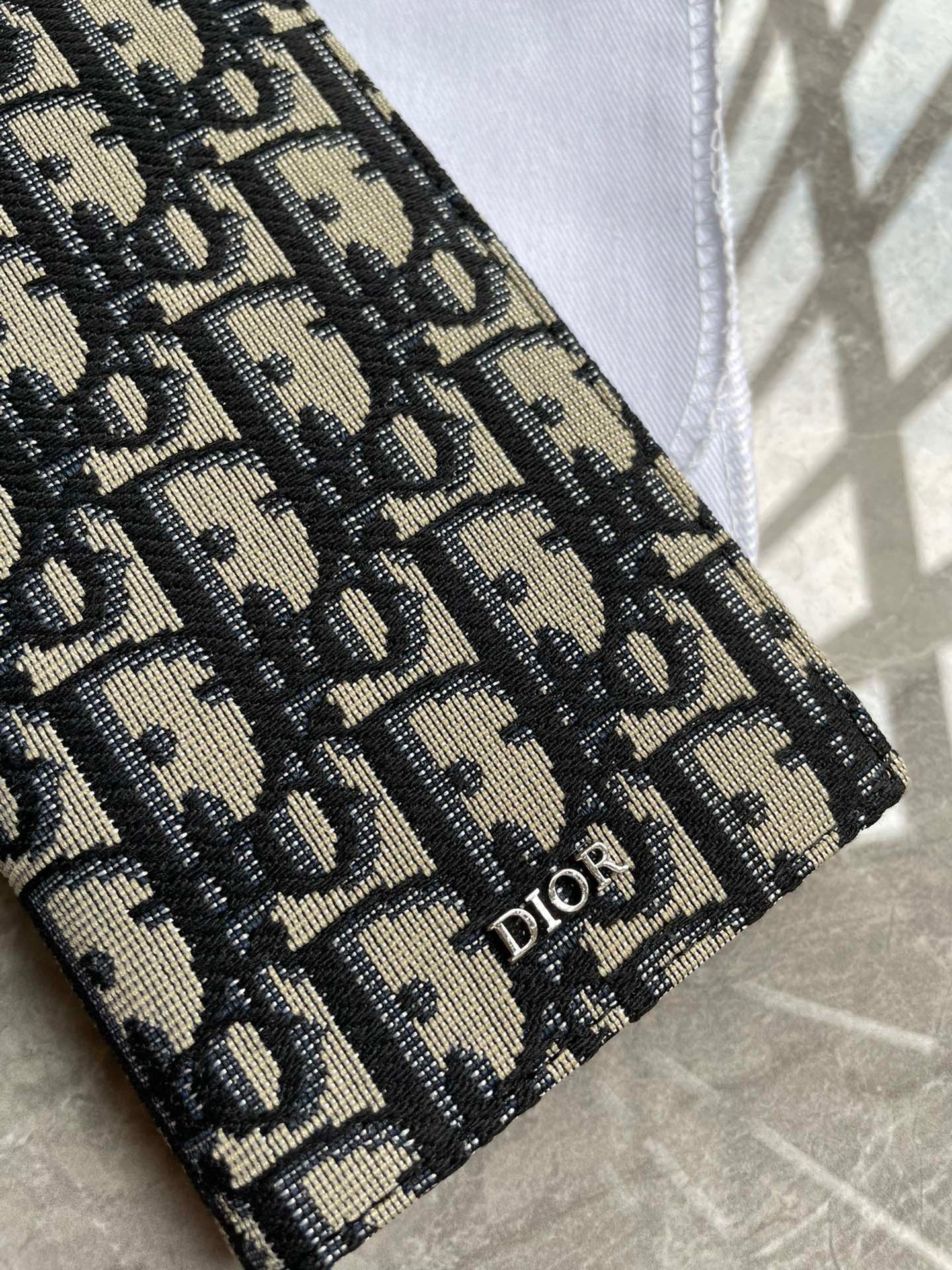 Dior Wallet